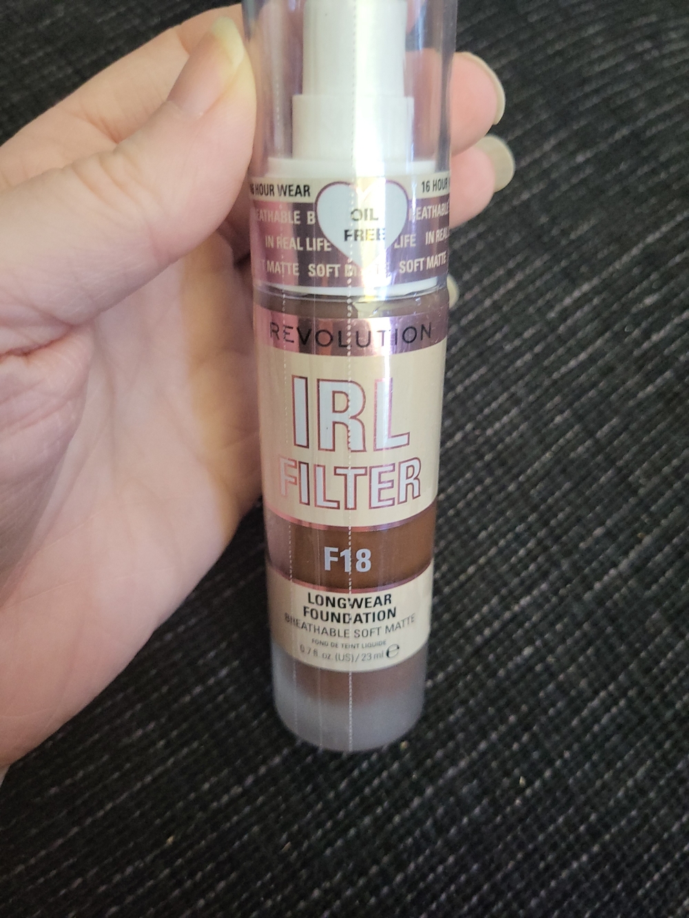 Revolution‎ IRL Filter Longwear Foundation F18